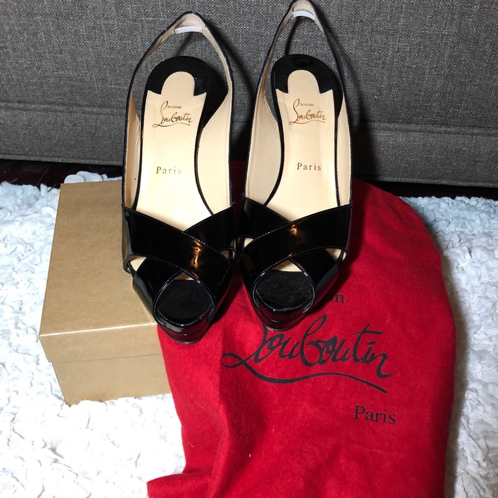 Authentic Christian Louboutin Soso Patent Calf